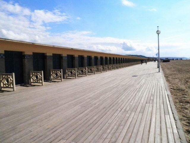 Studio Avec Espace Nuit En Plein Centre De Deauville Exteriör bild